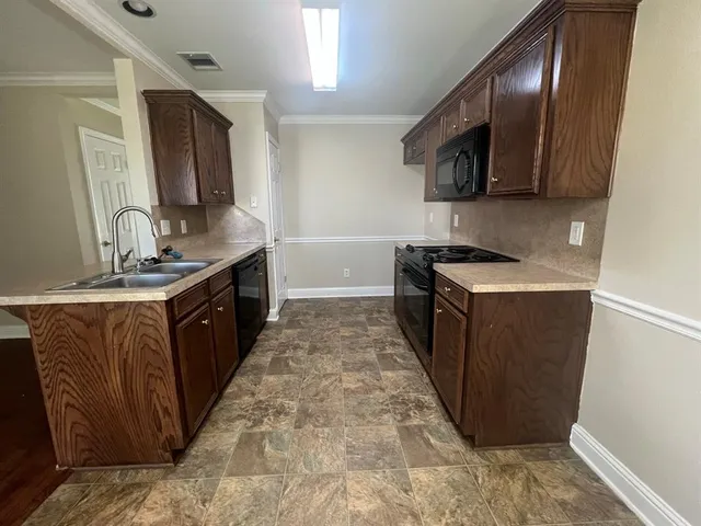 $1,450 | 9132 Bernadette Lane, Shreveport, LA 71118