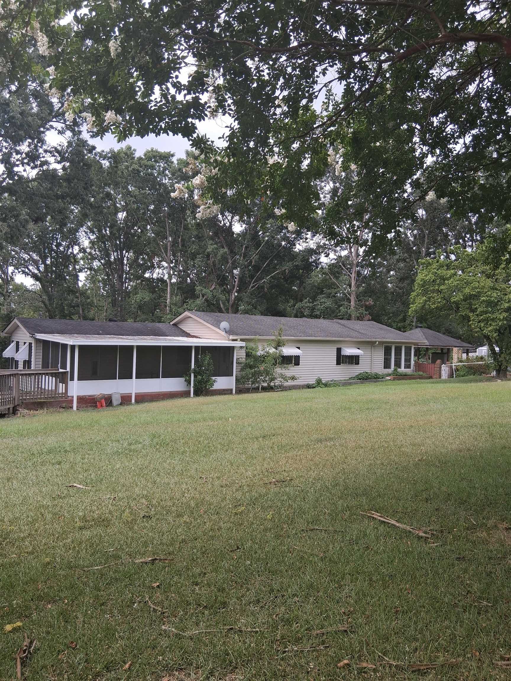 120 State Rd S-42-7202 Woodruff, SC 29388 - Photo 2 of 44
