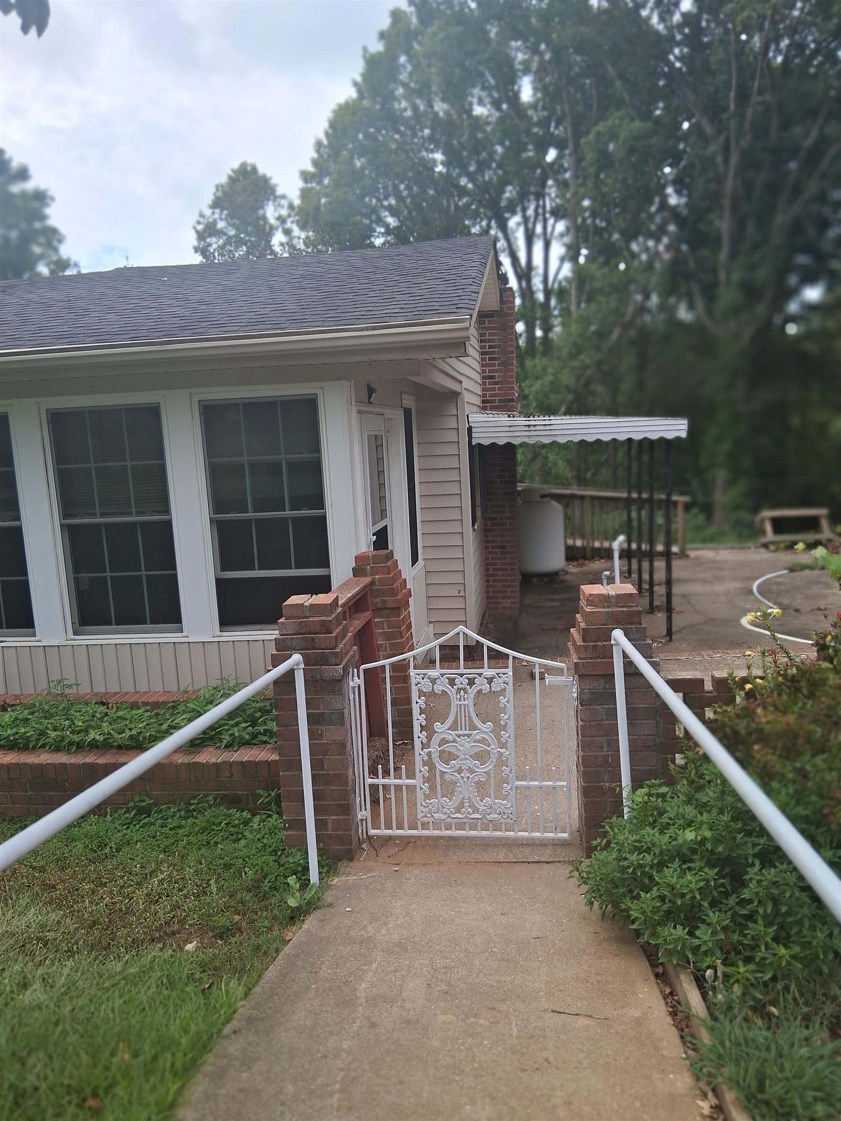 120 State Rd S-42-7202 Woodruff, SC 29388 - Photo 34 of 44