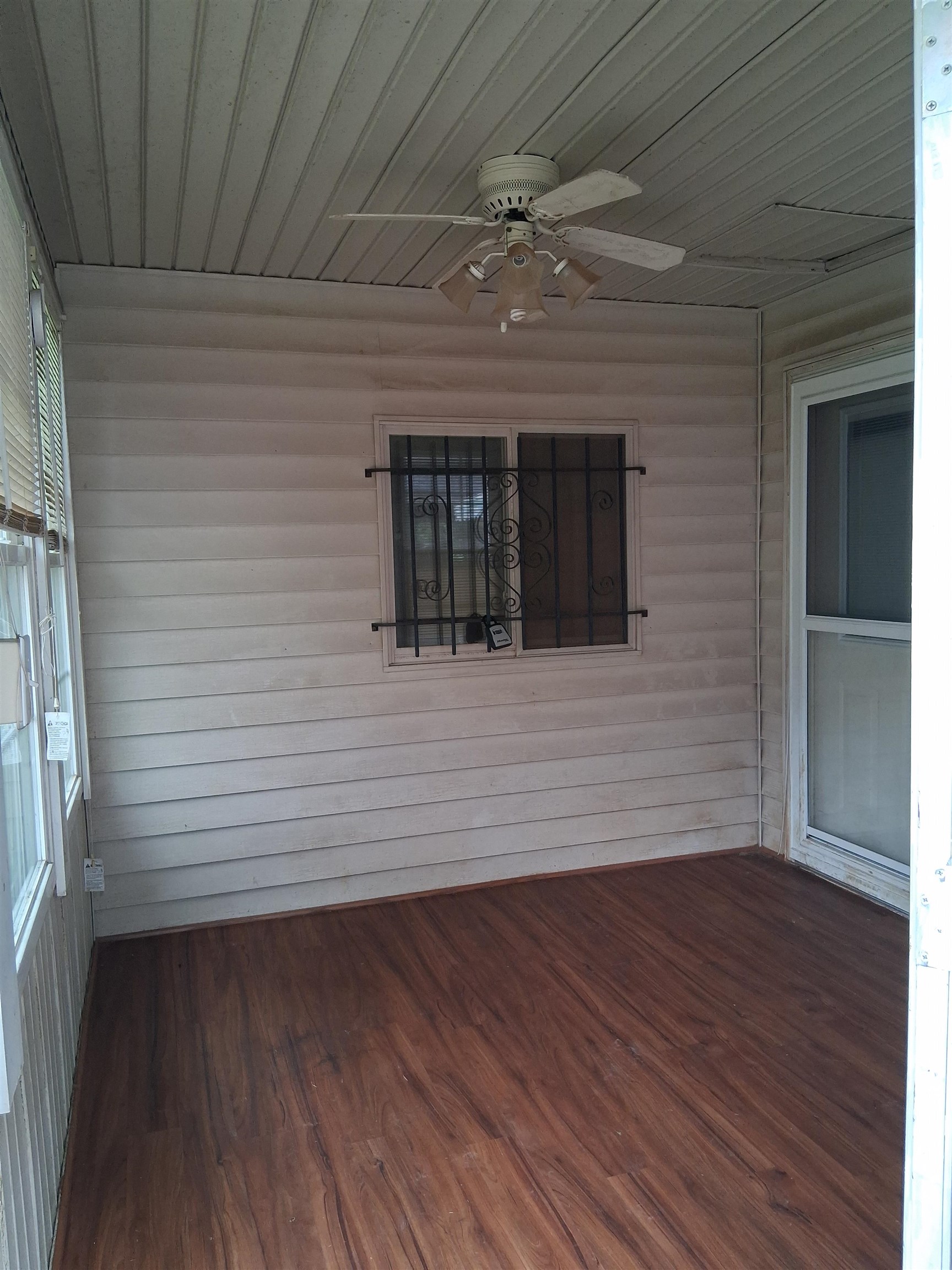 120 State Rd S-42-7202 Woodruff, SC 29388 - Photo 8 of 44