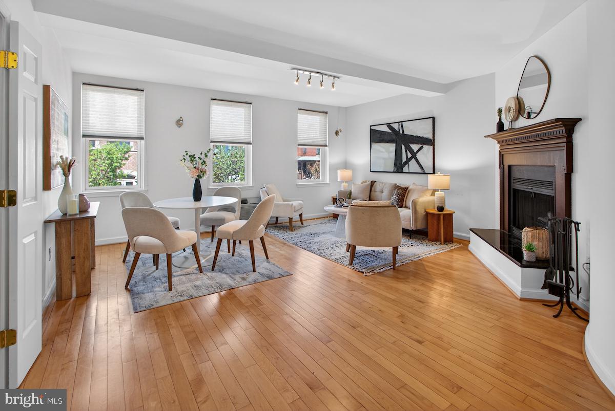 1810 California Street Northwest, Unit 202 Washington, DC 20009 - Photo 2 of 52 Bright and inviting living space.