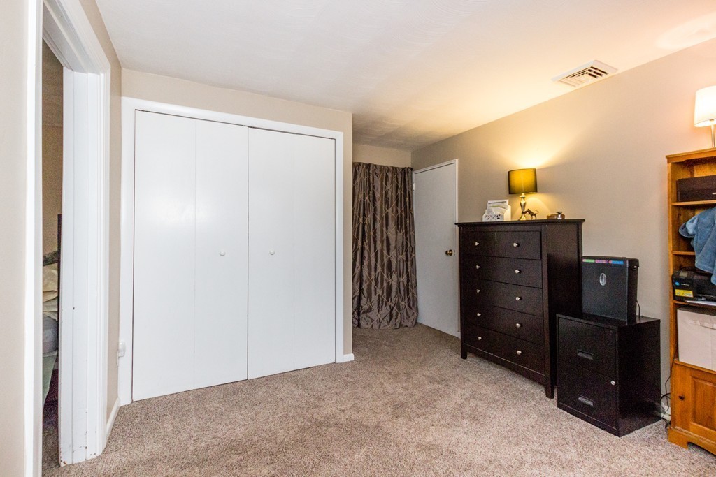 3 Wickford Road Framingham, MA 01701 - Photo 14 of 21 Gallery Image 14