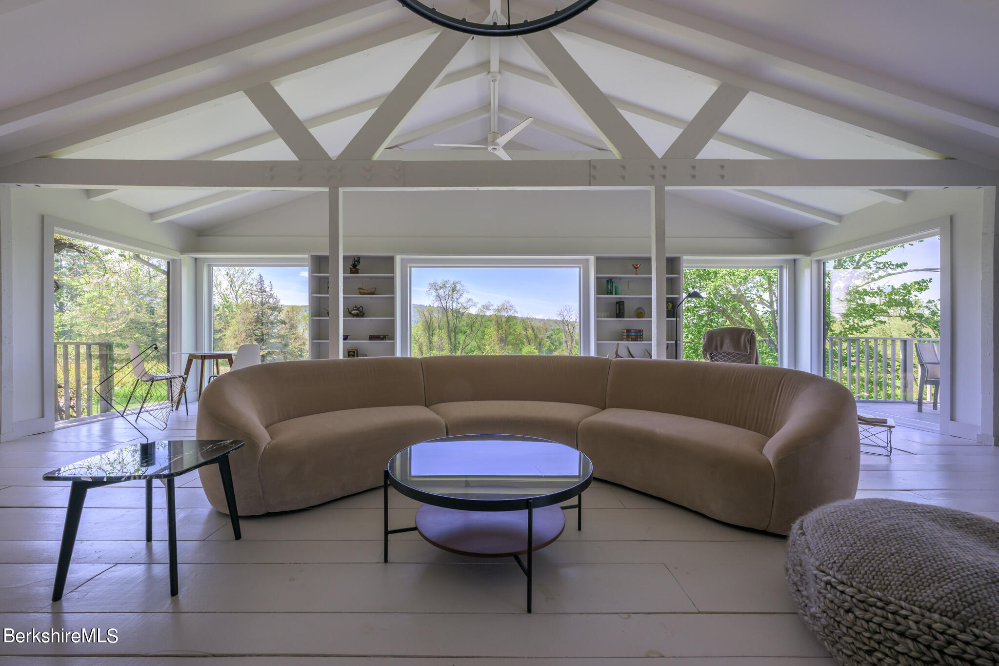 42 Valley View Road Sheffield, MA 01222 - Photo 15 of 44 Great room