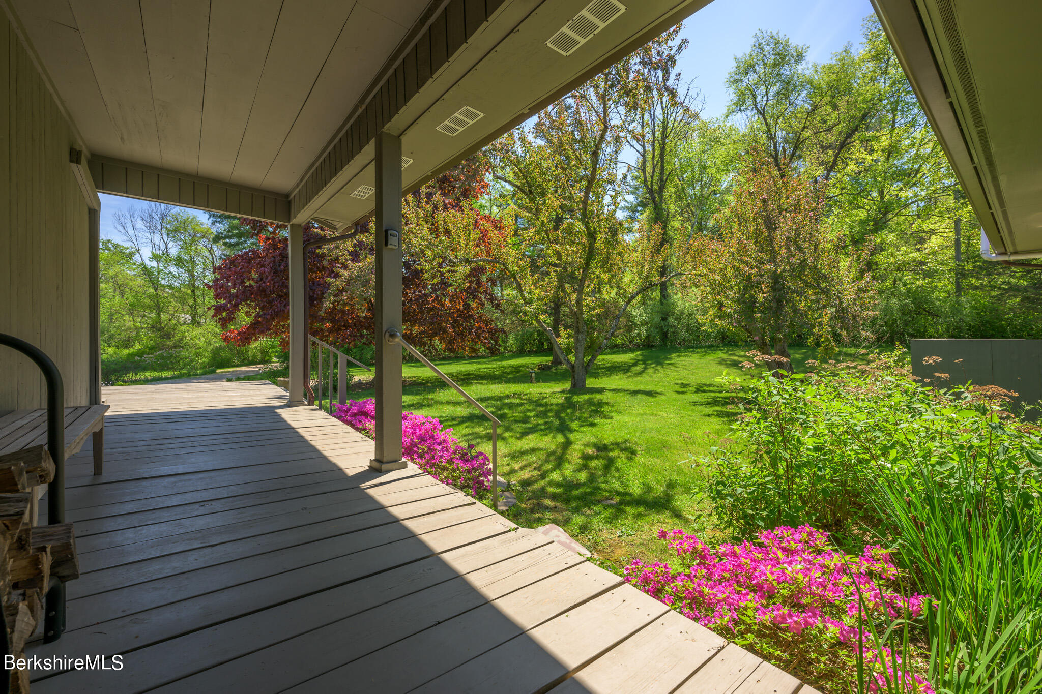 42 Valley View Road Sheffield, MA 01222 - Photo 30 of 44 Side deck