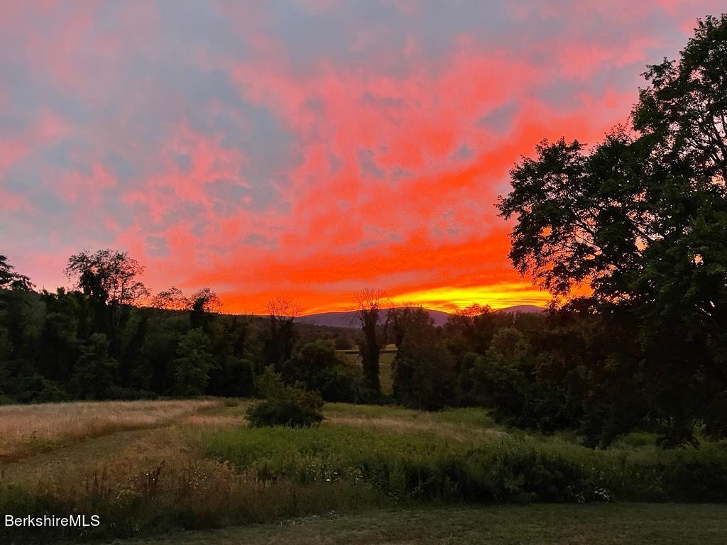 42 Valley View Road Sheffield, MA 01222 - Photo 7 of 44 Sunset View