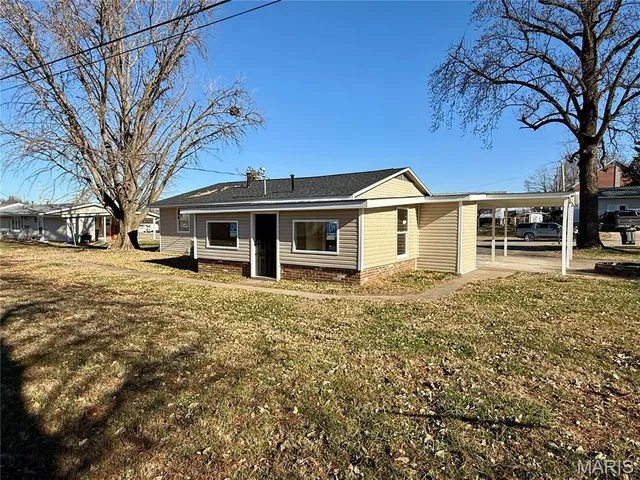 $179,900 | 424 North Spring Street, Perryville, MO 63775