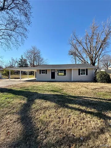 $179,900 | 424 North Spring Street, Perryville, MO 63775
