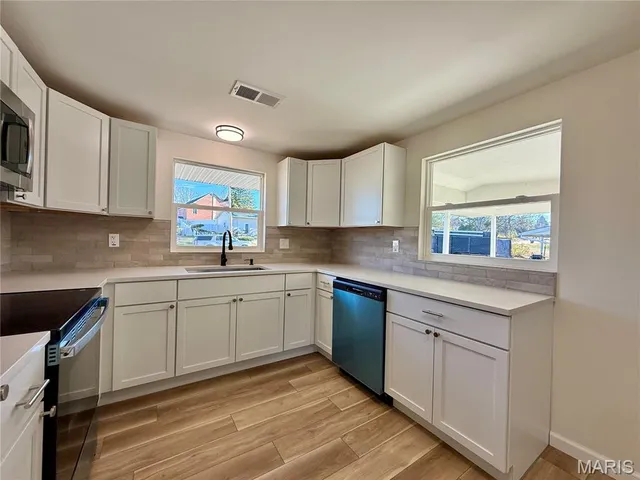 $179,900 | 424 North Spring Street, Perryville, MO 63775