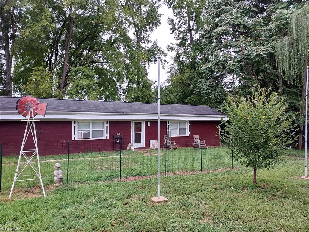 164 Holly Hill Road Lexington, NC 27292 - Photo 1 of 11