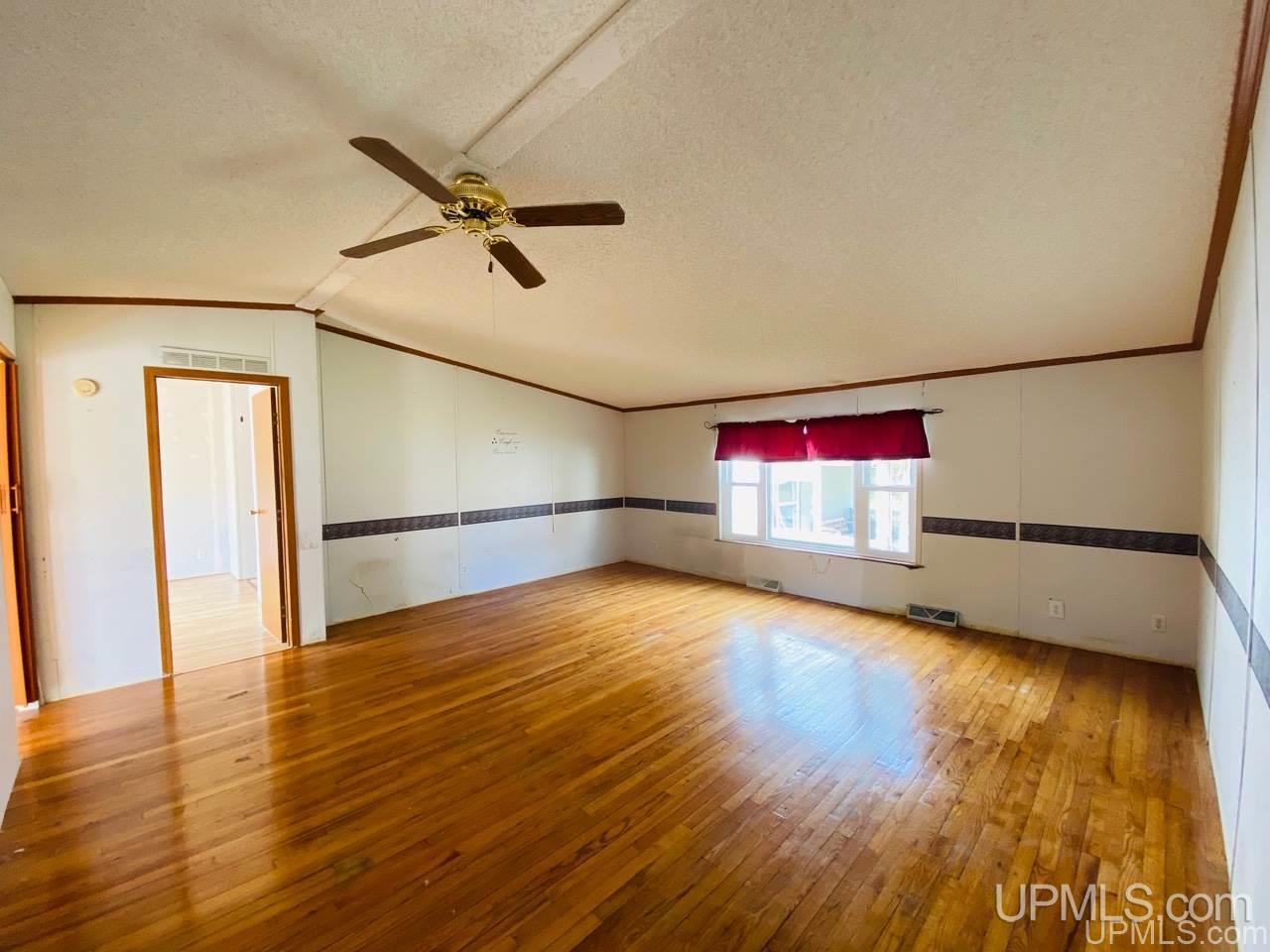 719 East Ridge Street Ishpeming, MI 49849 - Photo 10 of 25 Gallery Image 10