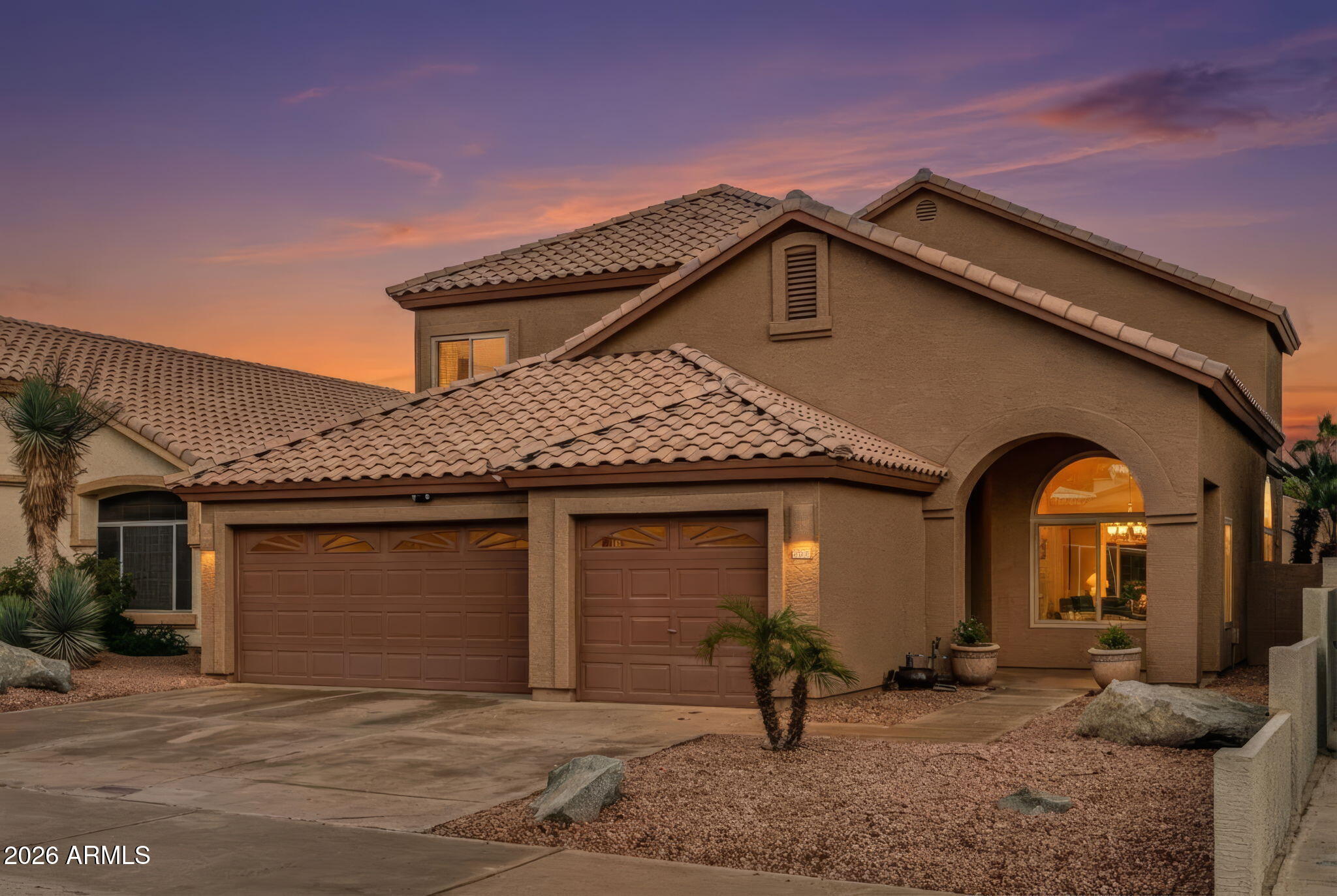 16601 South 15th Street Phoenix, AZ 85048 - Photo 2 of 62 a front view of a house