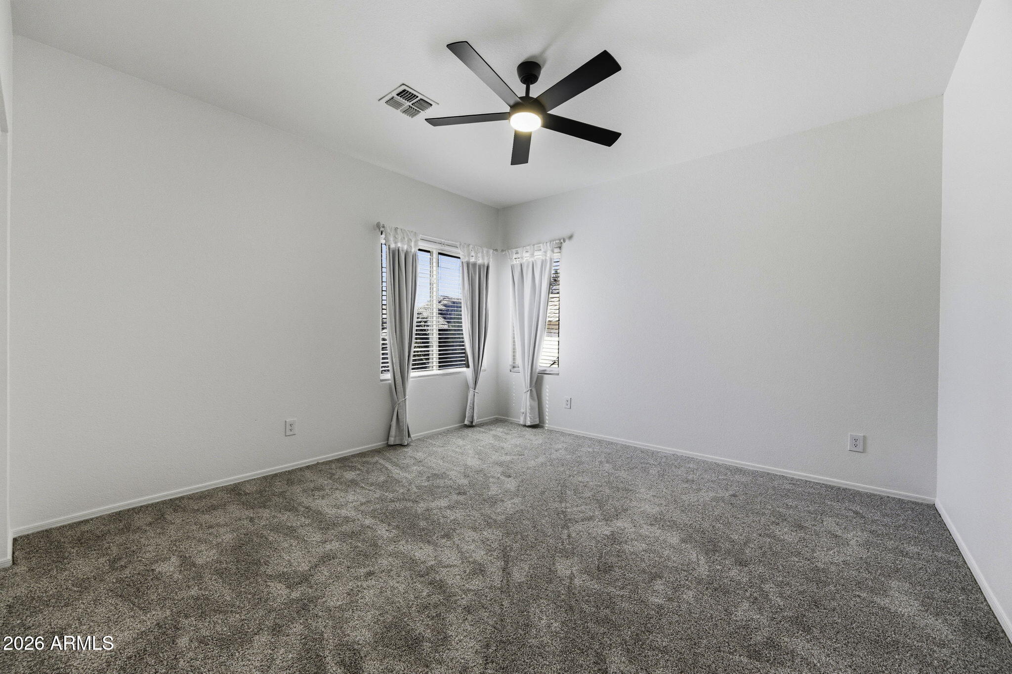 16601 South 15th Street Phoenix, AZ 85048 - Photo 46 of 57 69-web-or-mls-16601 S 15th St-208