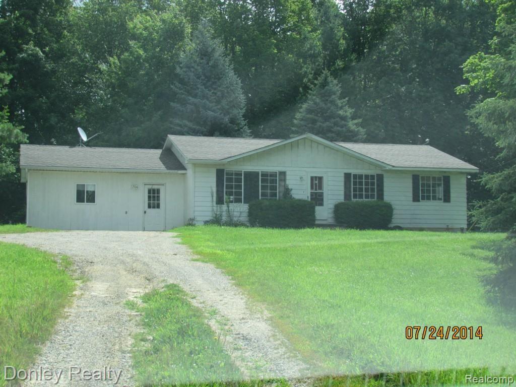 6627 Smith Road Clifford, MI 48727 - Photo 11 of 16