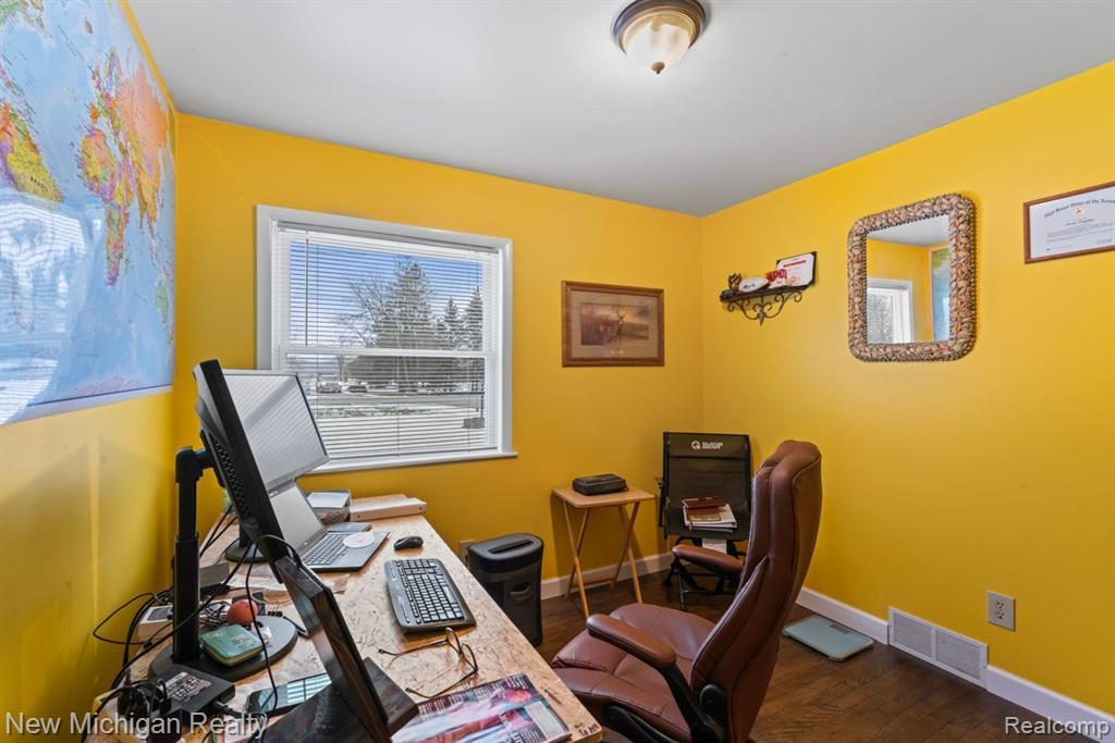 4357 Reid Road Swartz Creek, MI 48473 - Photo 26 of 33 Gallery Image 26