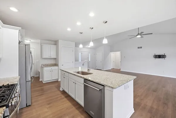 $364,900 | 1574 Warrenton Drive, Byron, IL 61010