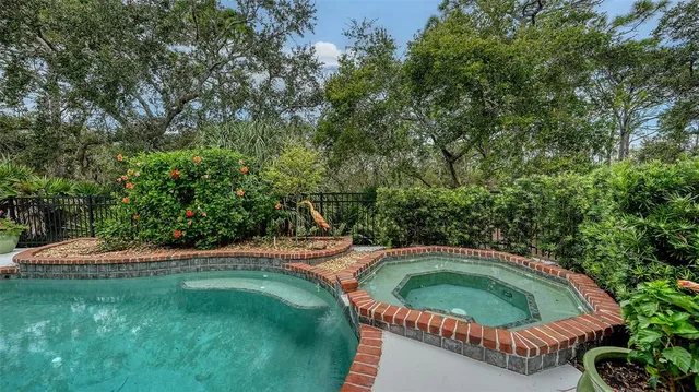 $1,299,000 | 156 Bishopscourt Road, Osprey, FL 34229