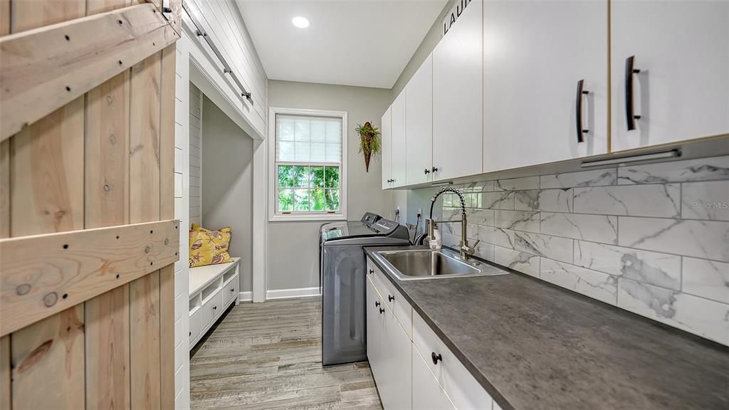 156 Bishopscourt Road Osprey, FL 34229 - Photo 69 of 93