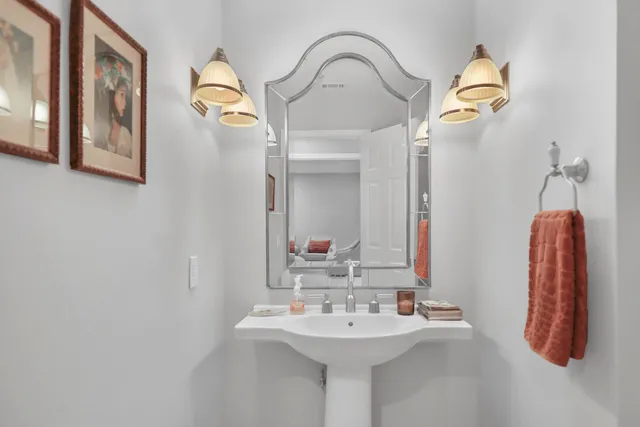 $1,195,000 | 209 Bouquet Canyon Drive, Palm Desert, CA 92211