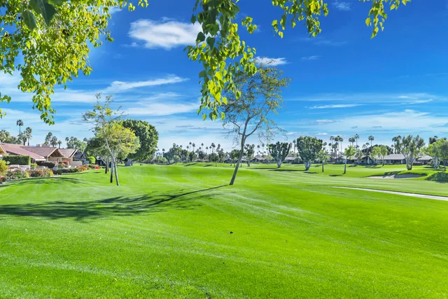 $1,195,000 | 209 Bouquet Canyon Drive, Palm Desert, CA 92211