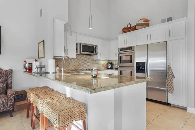 $1,195,000 | 209 Bouquet Canyon Drive, Palm Desert, CA 92211