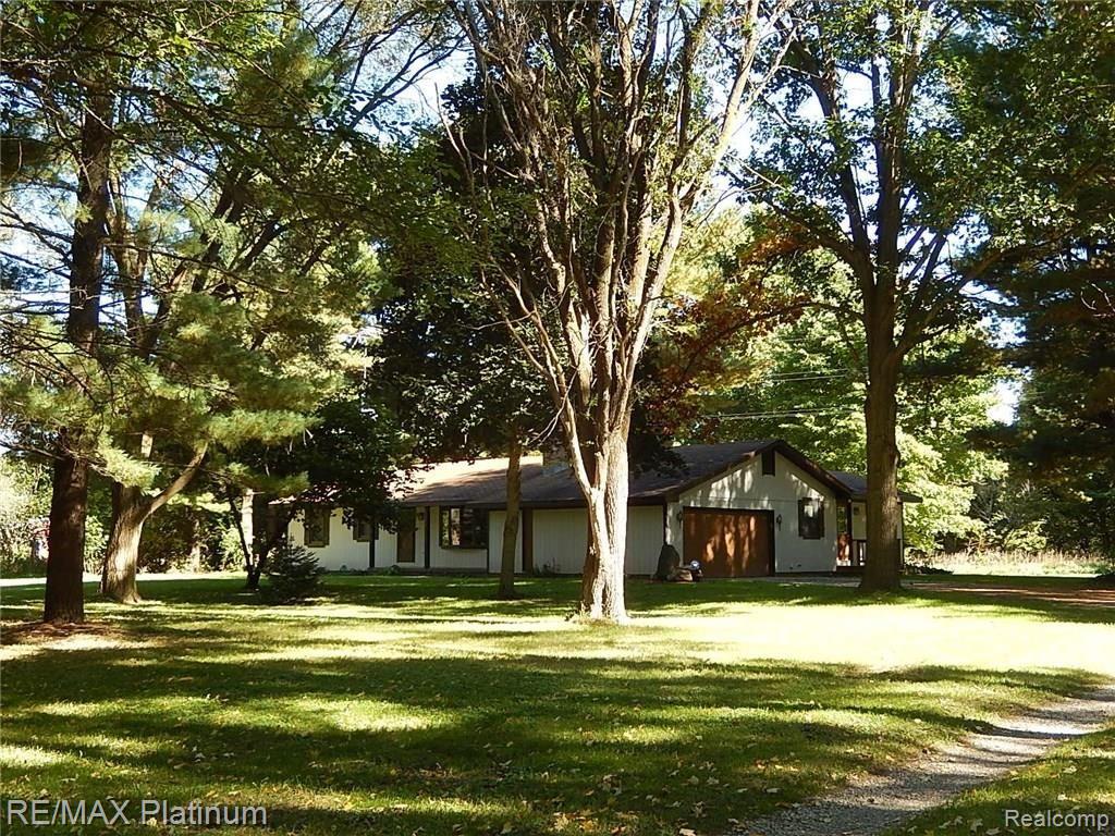 8187 Pingree Road Pinckney, MI 48169 - Photo 74 of 82 74.JPG