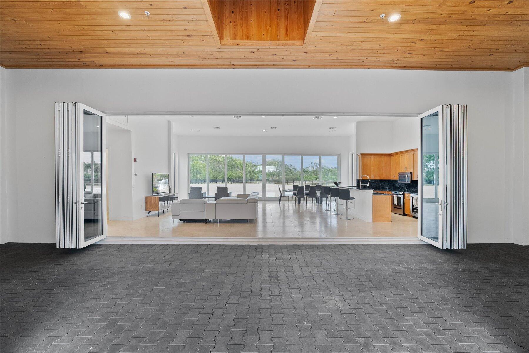 3794 Shutterfly Way Wellington, FL 33414 - Photo 17 of 92 015-067-DSC07576