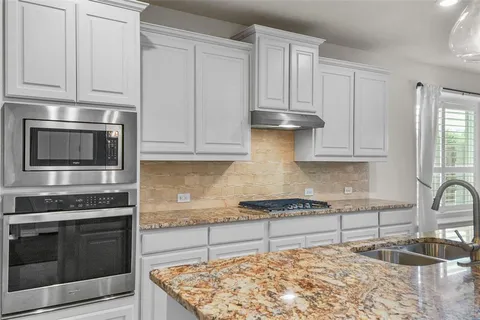 $575,000 | 2828 Dancing Flame Drive, Denton, TX 76201