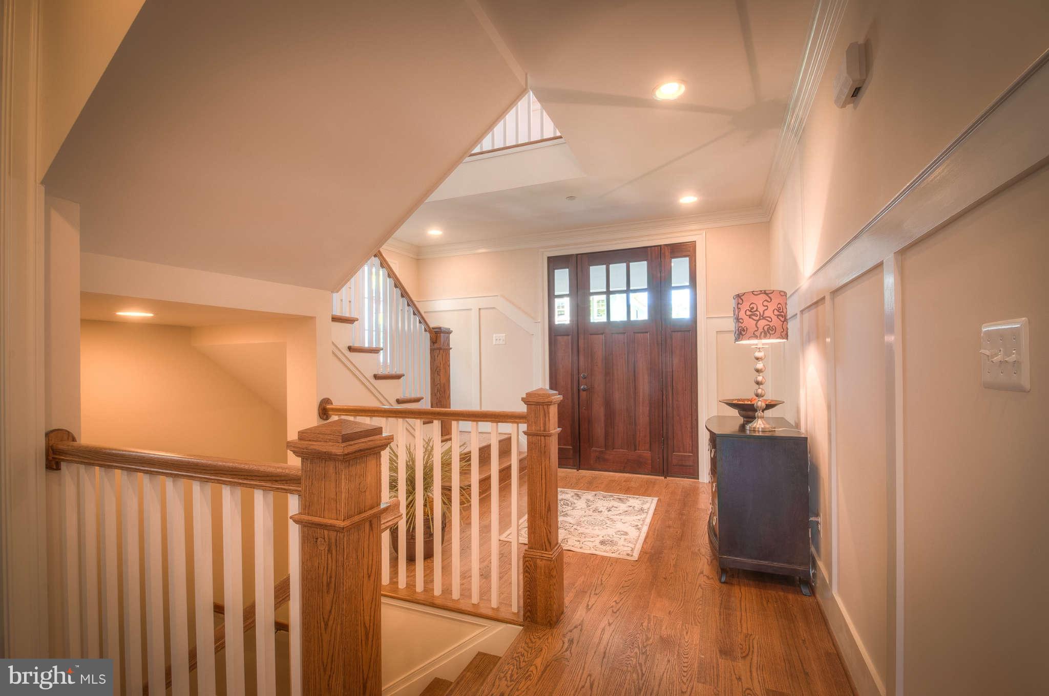 4422 Rosedale Avenue Bethesda, MD 20814 - Photo 4 of 15 Foyer