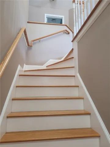 $2,650 | 190 Gladstone Street, Unit 2, Cranston, RI 02920