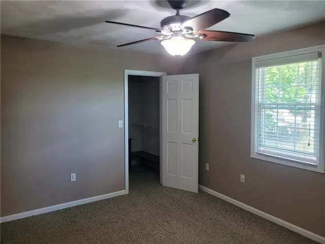 $2,650 | 190 Gladstone Street, Unit 2, Cranston, RI 02920