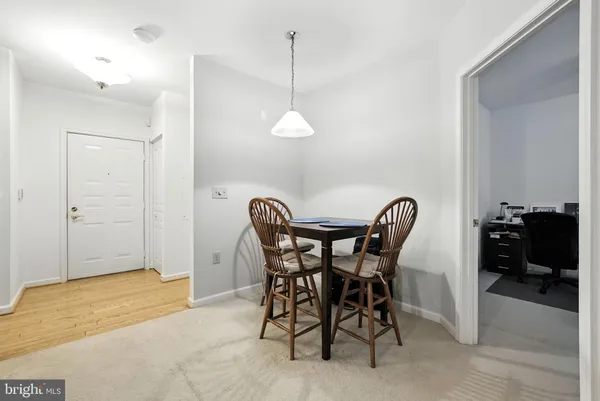 $279,900 | 2204 Westcourt Lane, Unit 109, Herndon, VA 20170