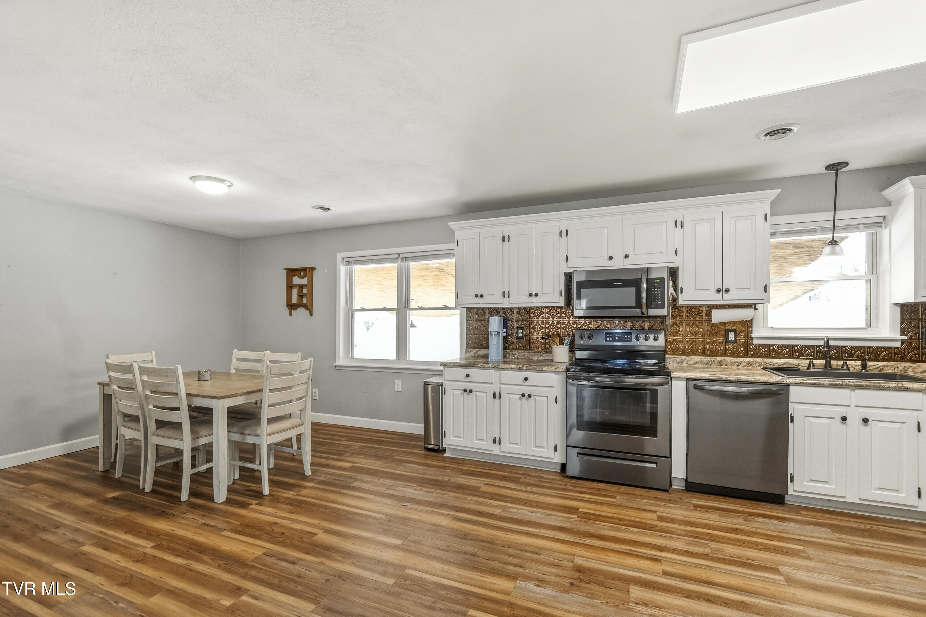 460 Meadowbrook Road Afton, TN 37616 - Photo 15 of 44 DSC06082