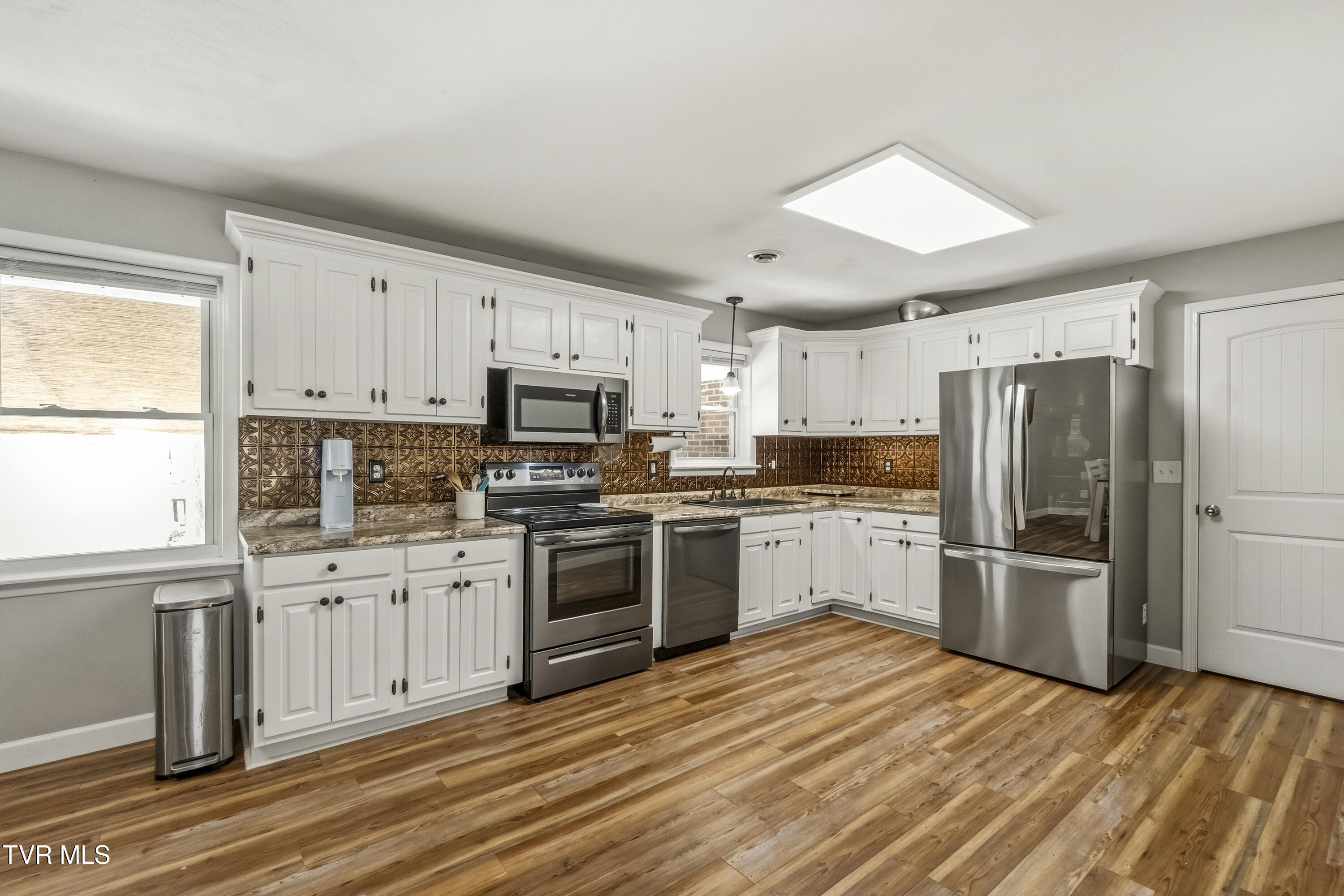 460 Meadowbrook Road Afton, TN 37616 - Photo 17 of 44 DSC06091