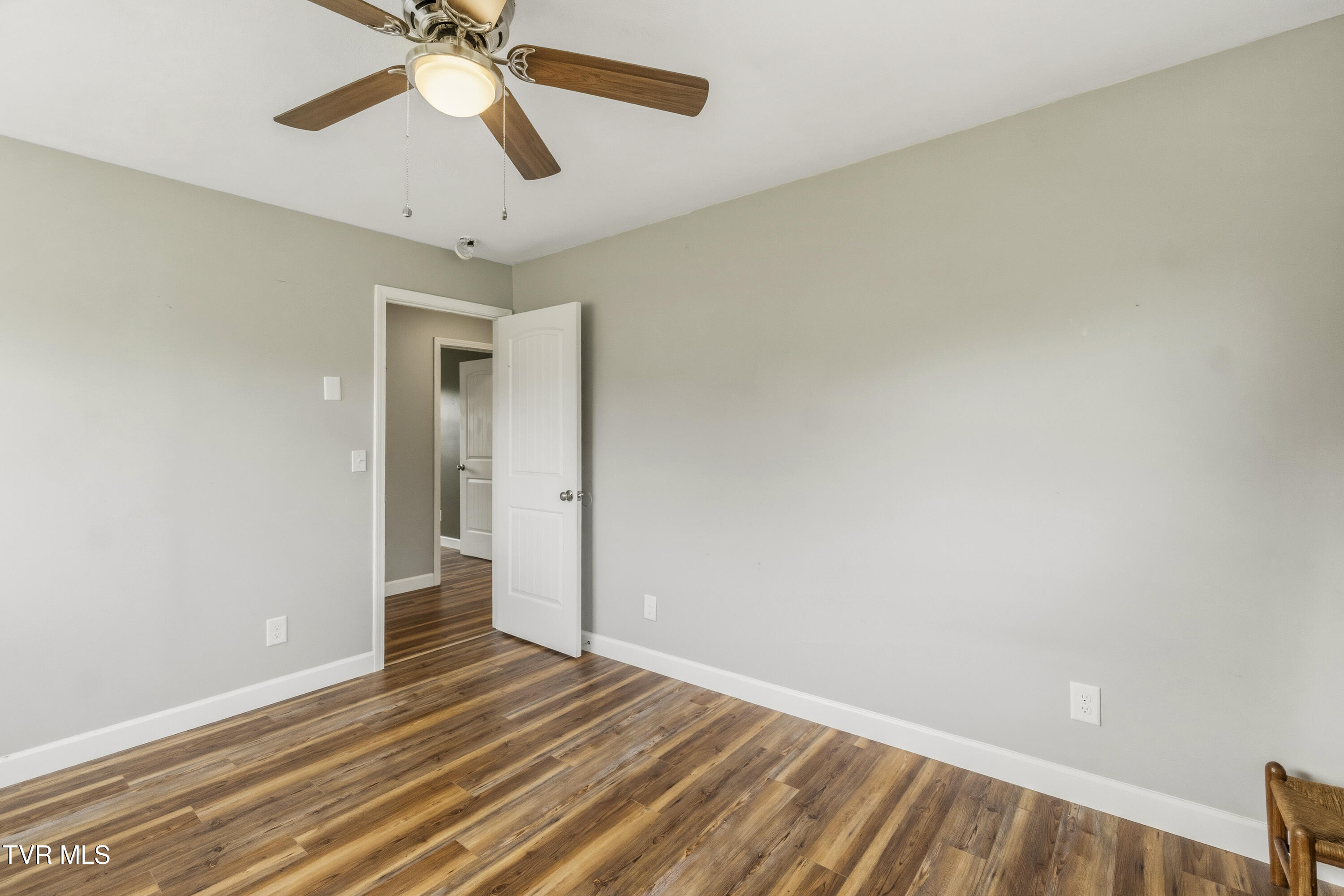 460 Meadowbrook Road Afton, TN 37616 - Photo 27 of 44 DSC06126