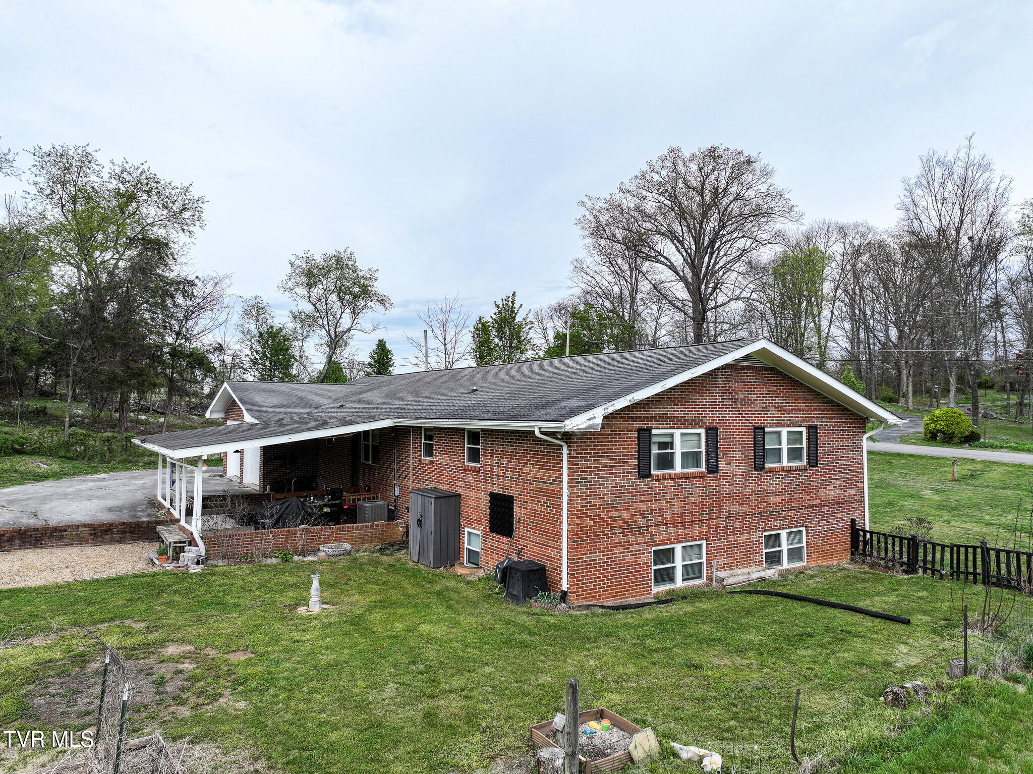 460 Meadowbrook Road Afton, TN 37616 - Photo 5 of 44 DJI_20260403155911_0165_D