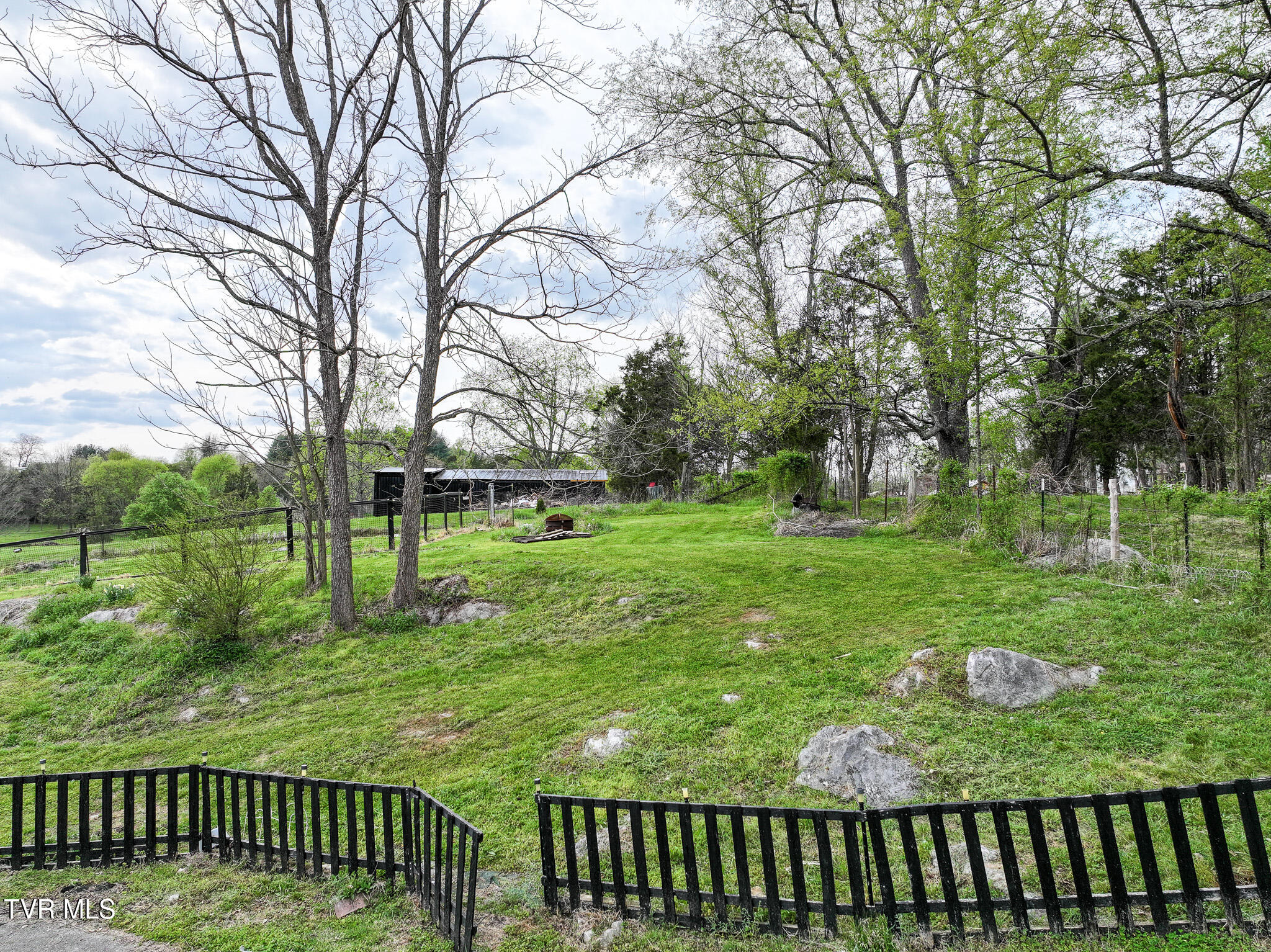 460 Meadowbrook Road Afton, TN 37616 - Photo 6 of 44 DJI_20260403155800_0161_D