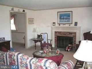 1142 Fitch Road Southampton, PA 18966 - Photo 3 of 6 Gallery Image 3