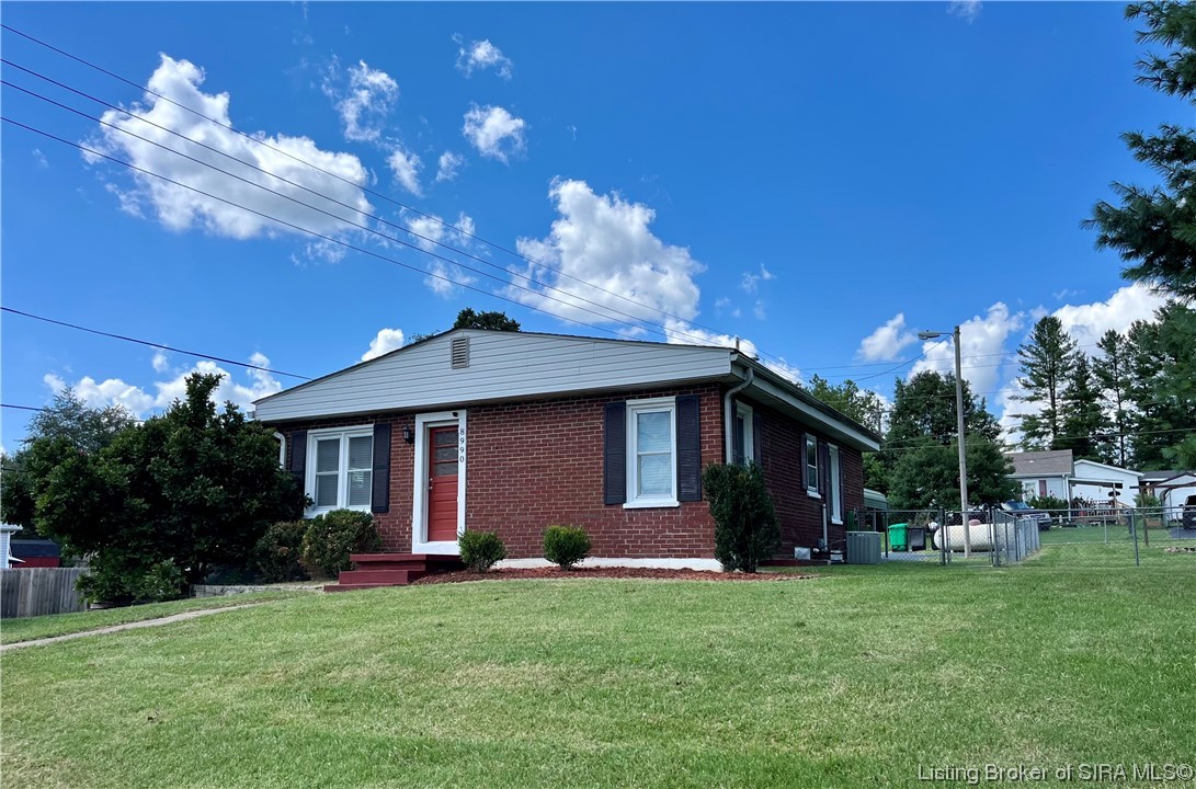 8990 High Street Georgetown, IN 47122 - Photo 1 of 20