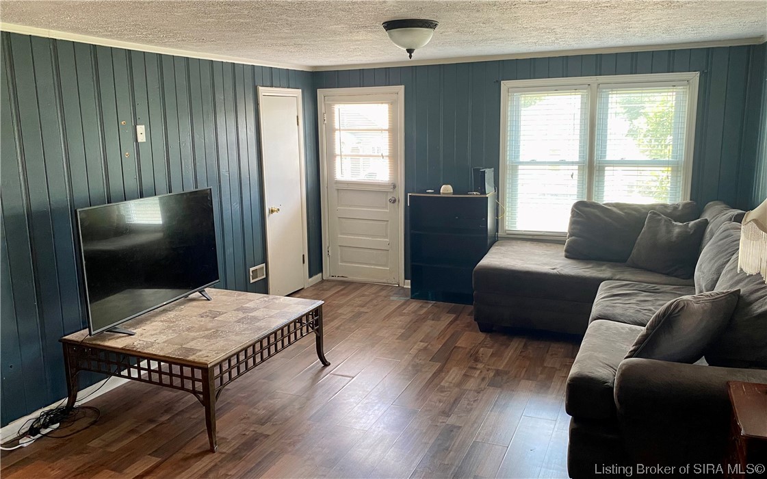 8990 High Street Georgetown, IN 47122 - Photo 4 of 20