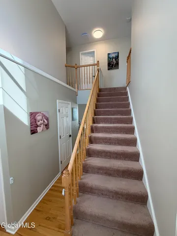 $469,900 | 63 Michelle Drive, Clifton Park, NY 12065