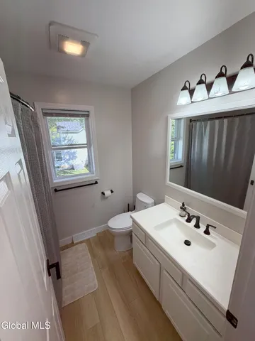 $469,900 | 63 Michelle Drive, Clifton Park, NY 12065