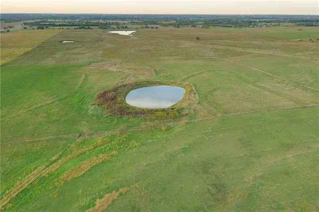 $785,000 | 925 1800th Street, Iola, KS 66749