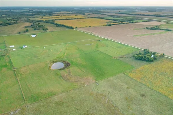 $785,000 | 925 1800th Street, Iola, KS 66749