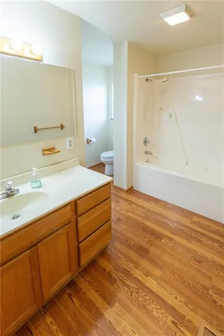 $785,000 | 925 1800th Street, Iola, KS 66749