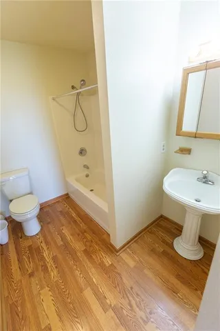 $785,000 | 925 1800th Street, Iola, KS 66749