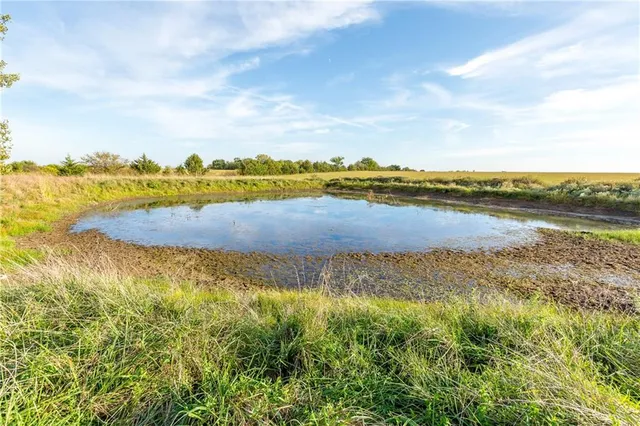 $785,000 | 925 1800th Street, Iola, KS 66749