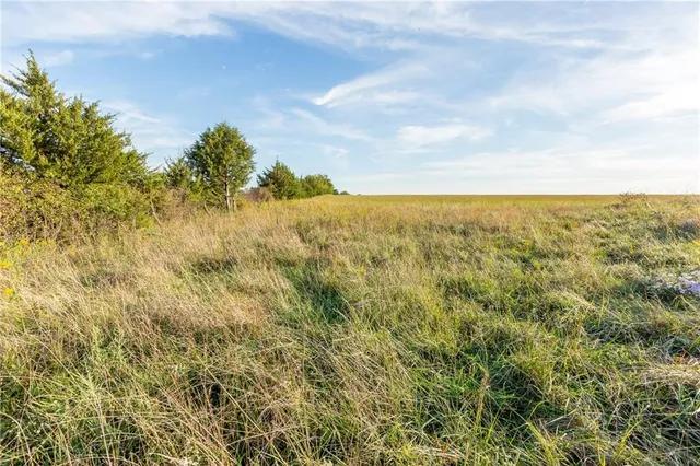 $785,000 | 925 1800th Street, Iola, KS 66749