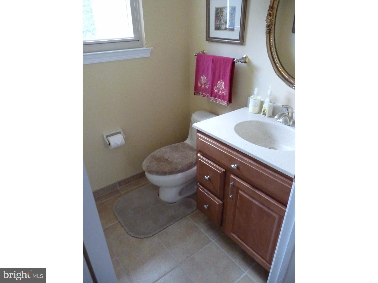 2518 Valley View Road Bensalem, PA 19020 - Photo 16 of 23 Gallery Image 16