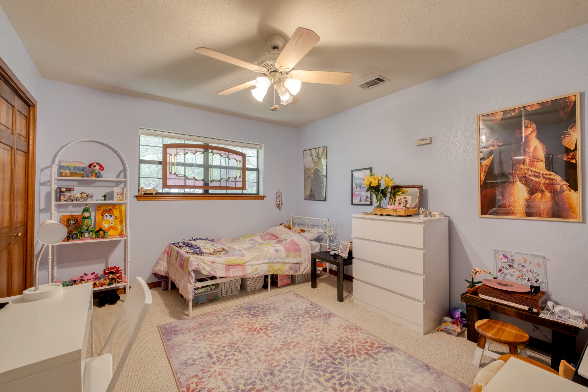 202 Ridgewood Drive Georgetown, TX 78628 - Photo 26 of 40 a bedroom with furniture and a bed