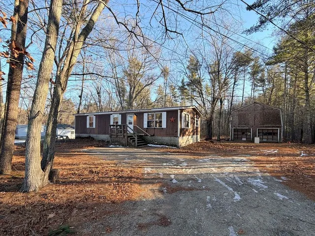 $299,999 | 7 Langs Lane, Newmarket, NH 03857